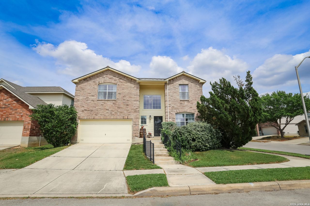 100 Steer Ln, Cibolo, TX 78108 Main Photo