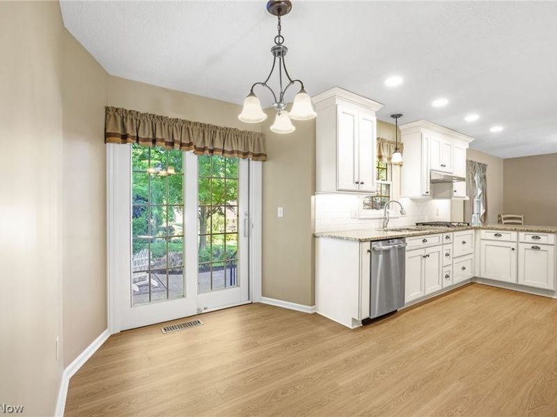 1112 Ledgebrook Drive, Tallmadge, OH 44278 Photo 15