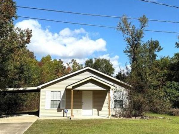 1411 Pinehurst Street , Sulphur, LA 70665
