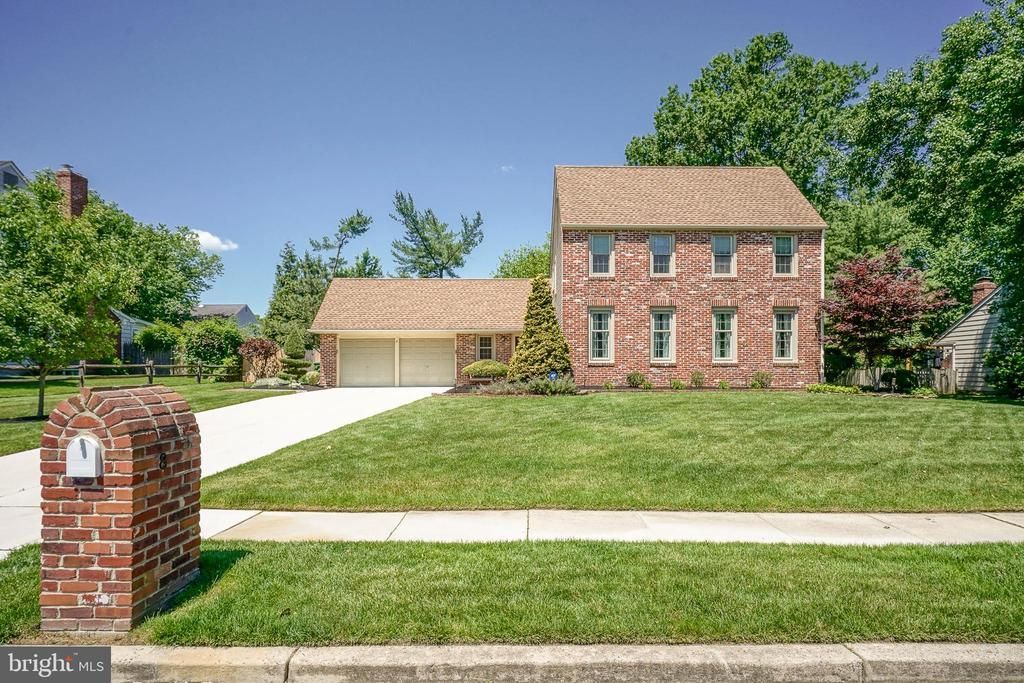 8 Brondesbury Drive, Cherry Hill, NJ 08003 Main Photo
