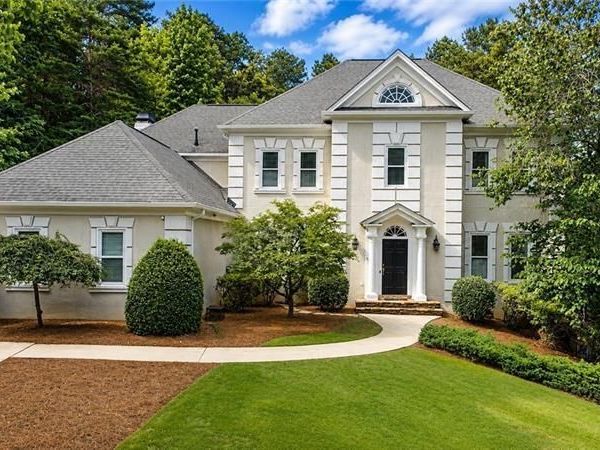 3610 Mansions Parkway, Berkeley Lake, GA 30096