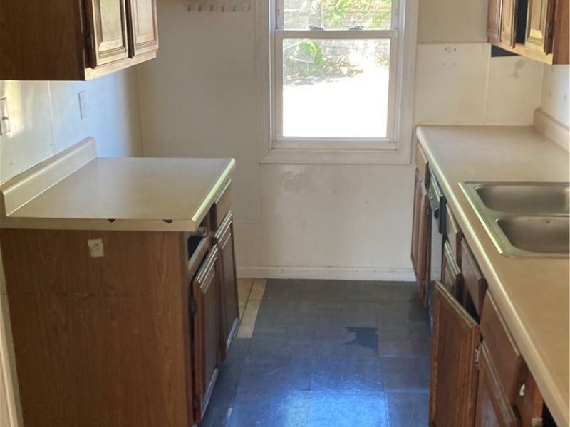 4386 W 48th Street, Cleveland, OH 44144 Photo 6