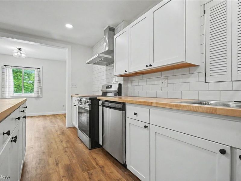 2622 Tallmadge Rd , Ravenna, OH 44266 Photo 8