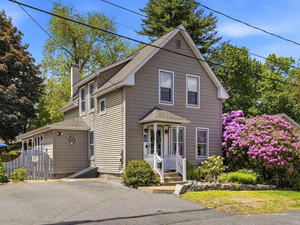 118 Highland Park Avenue, Manchester, NH 03109