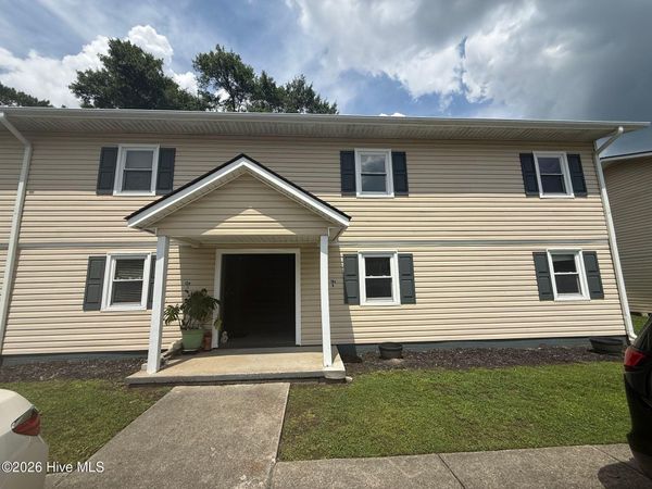 2310 Indian Drive , Unit 9, Jacksonville, NC 28546