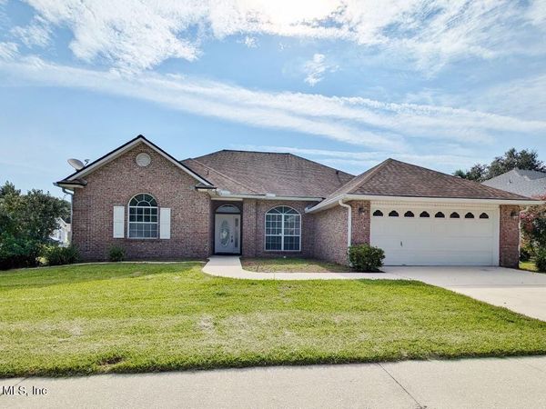 2413 CEDAR TRACE Drive W, Jacksonville, FL 32246