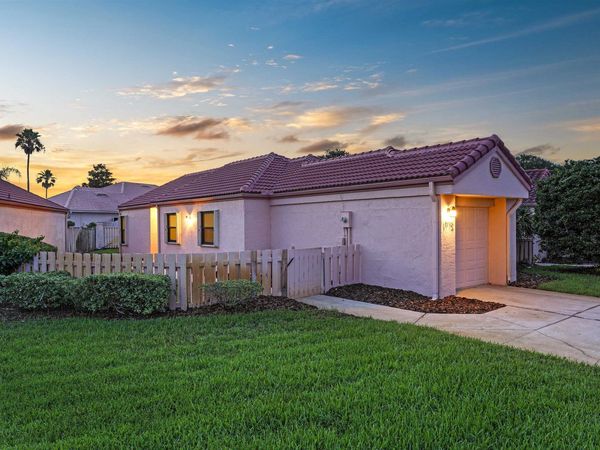 1715 Sea Fair Dr, St Augustine, FL 32080