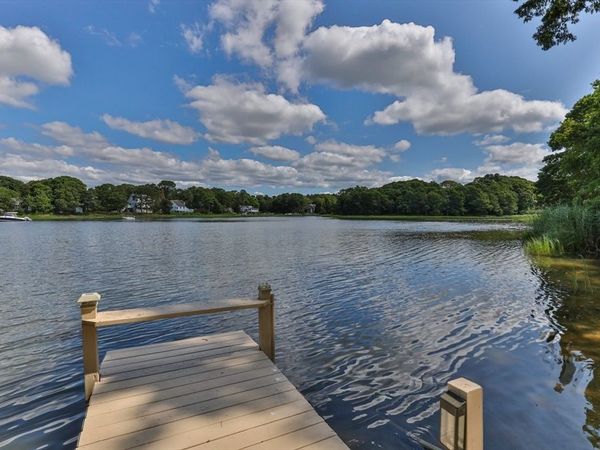 49 Edgewater Way, Wareham, MA 02571