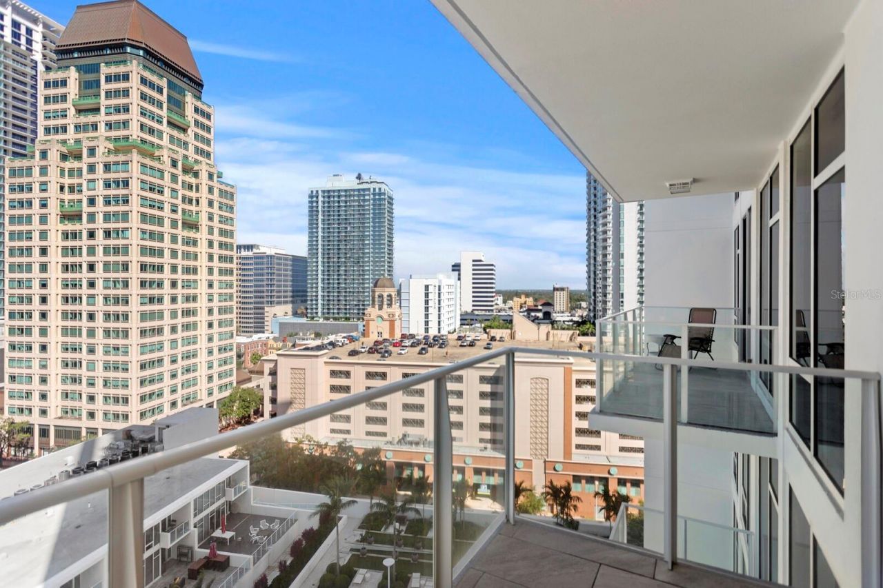 175 1st Street S, Unit 1603, Saint Petersburg, FL 33701 Photo