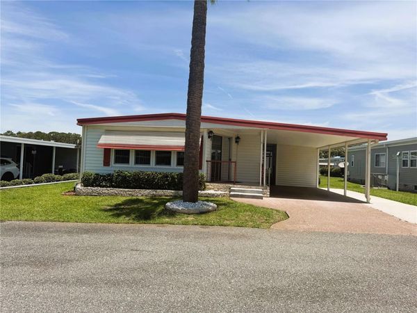 101 MARIGOLD STREET , LEESBURG, FL 34748
