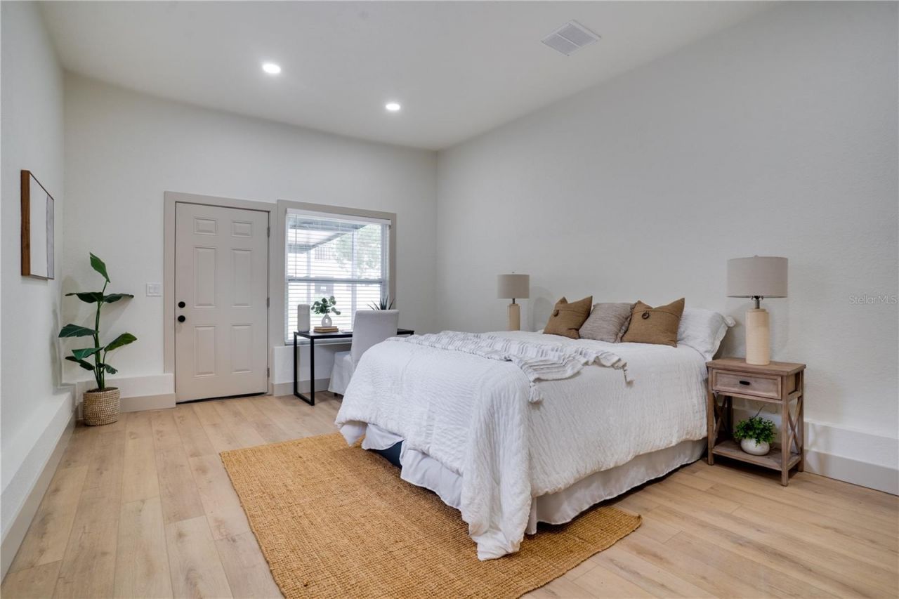 326 41st Avenue N, Saint Petersburg, FL 33703 Photo