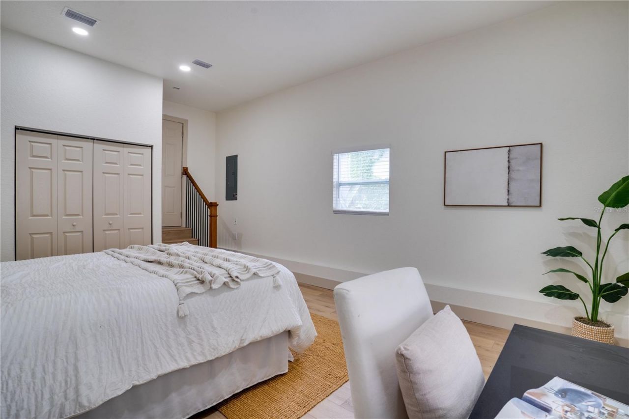 326 41st Avenue N, Saint Petersburg, FL 33703 Photo