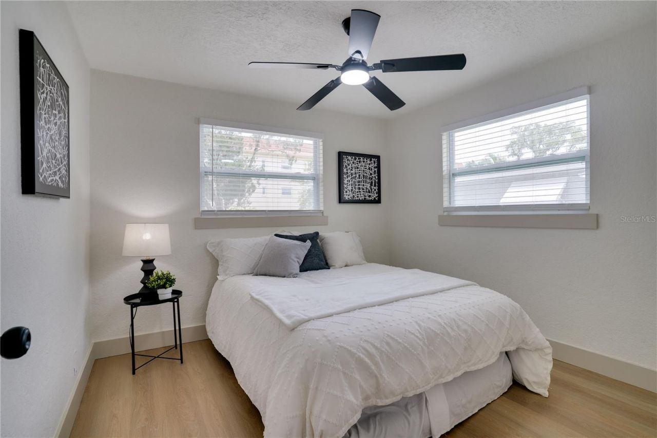 326 41st Avenue N, Saint Petersburg, FL 33703 Photo