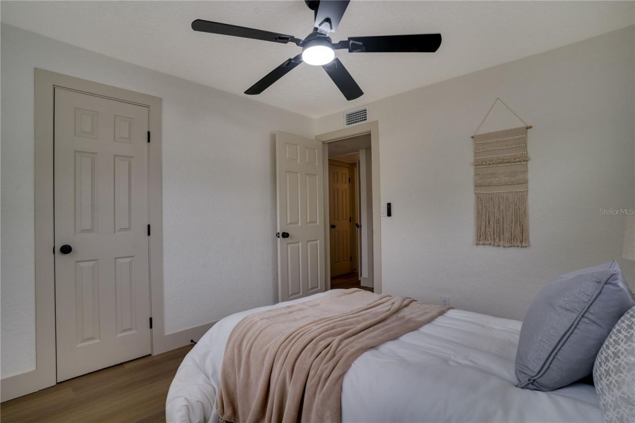326 41st Avenue N, Saint Petersburg, FL 33703 Photo