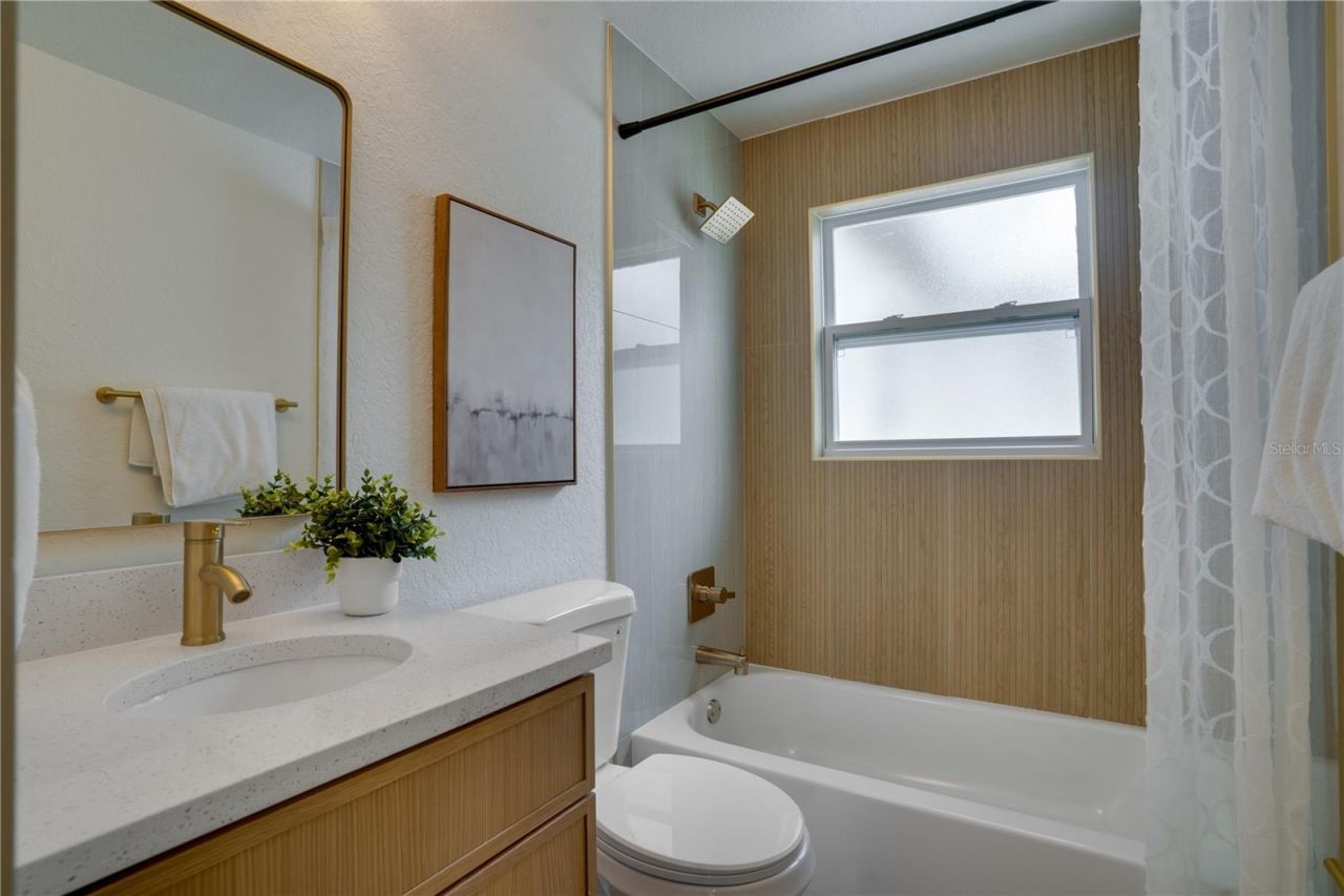 326 41st Avenue N, Saint Petersburg, FL 33703 Photo
