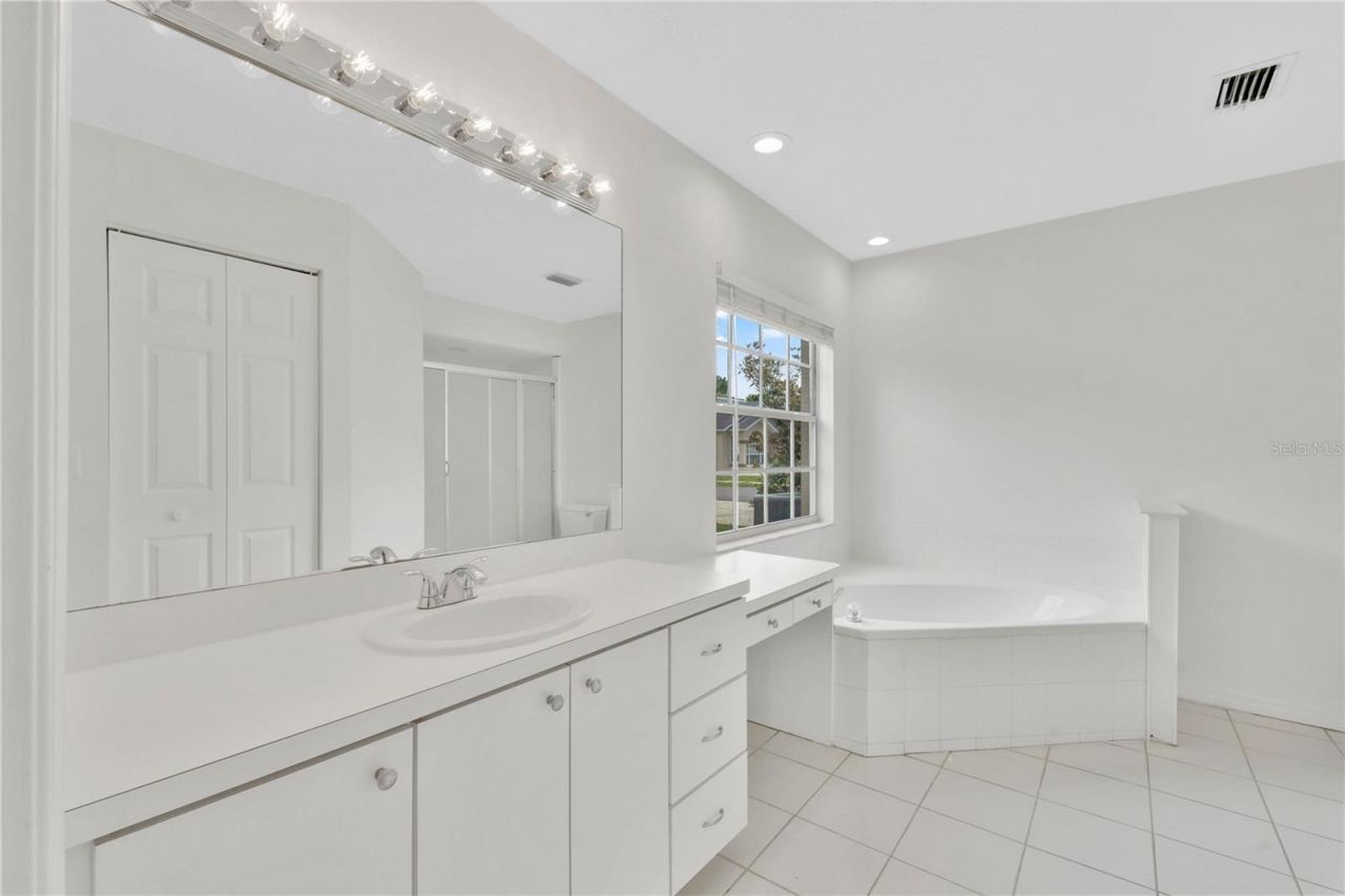 7909 Hathaway Drive, New Port Richey, FL 34654 Photo