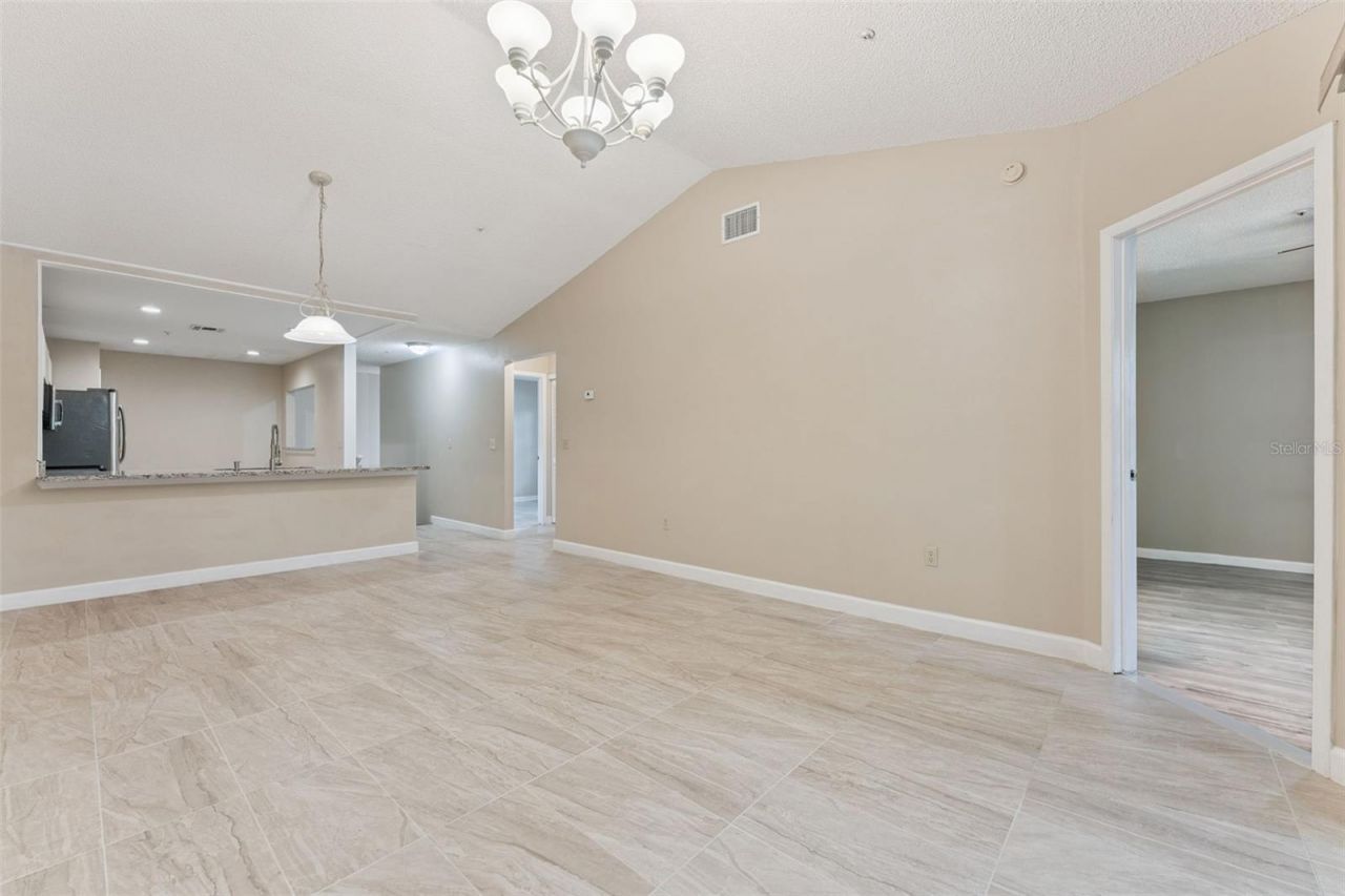683 Post Oak Circle, Unit 105, Altamonte Springs, FL 32701 Photo