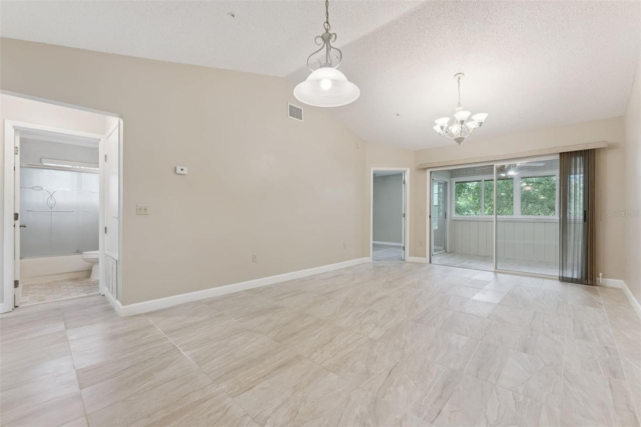 683 Post Oak Circle, Unit 105, Altamonte Springs, FL 32701 Photo