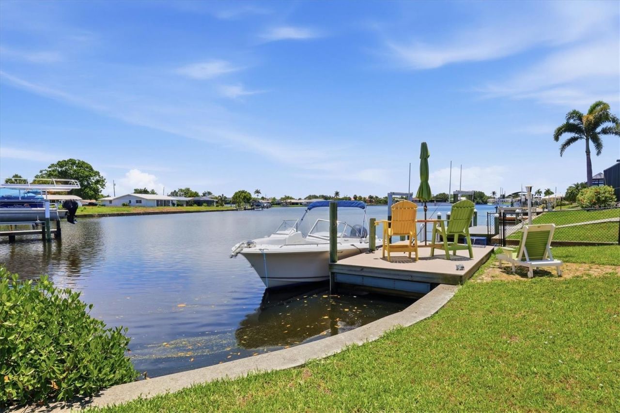 201 E Tarpon Blvd Nw, Port Charlotte, FL 33952 Photo