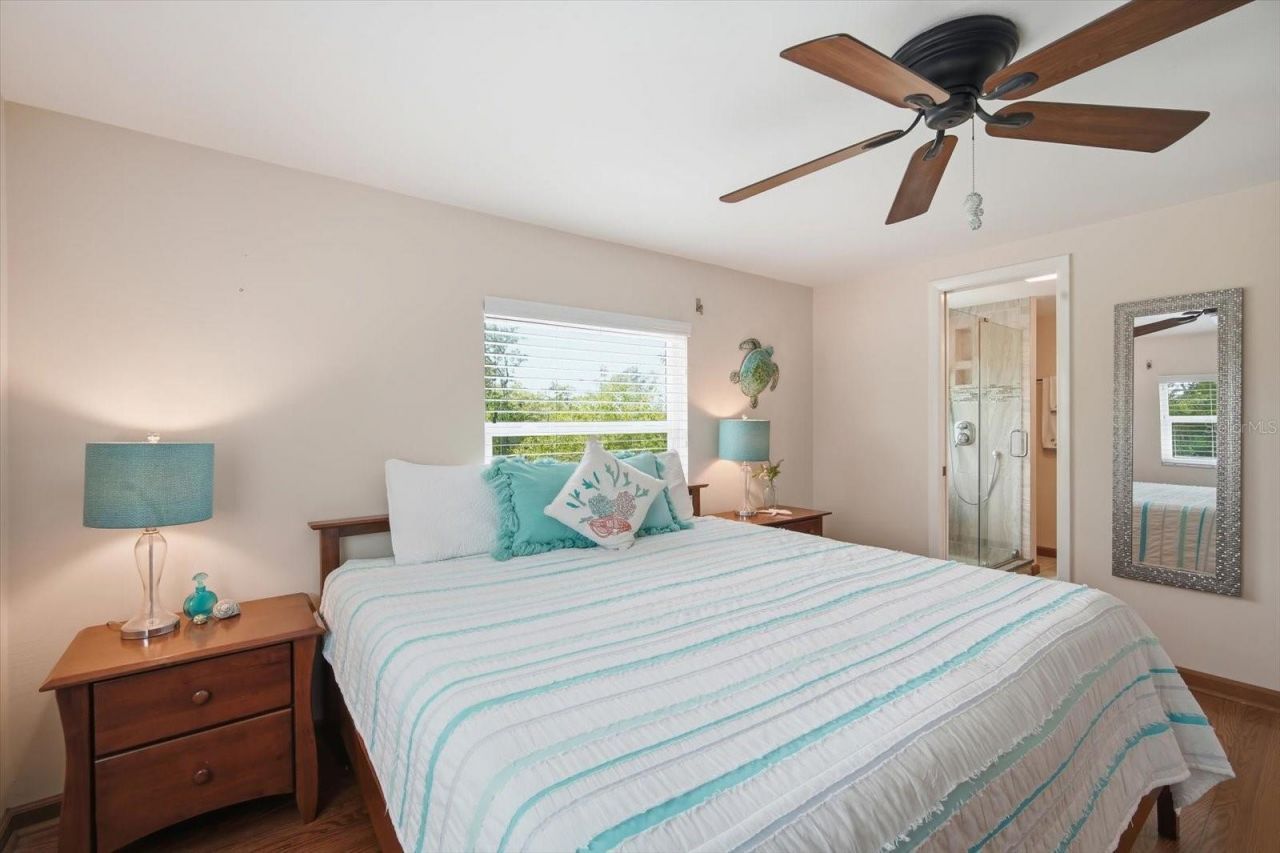 2811 Avenue C, Holmes Beach, FL 34217 Photo