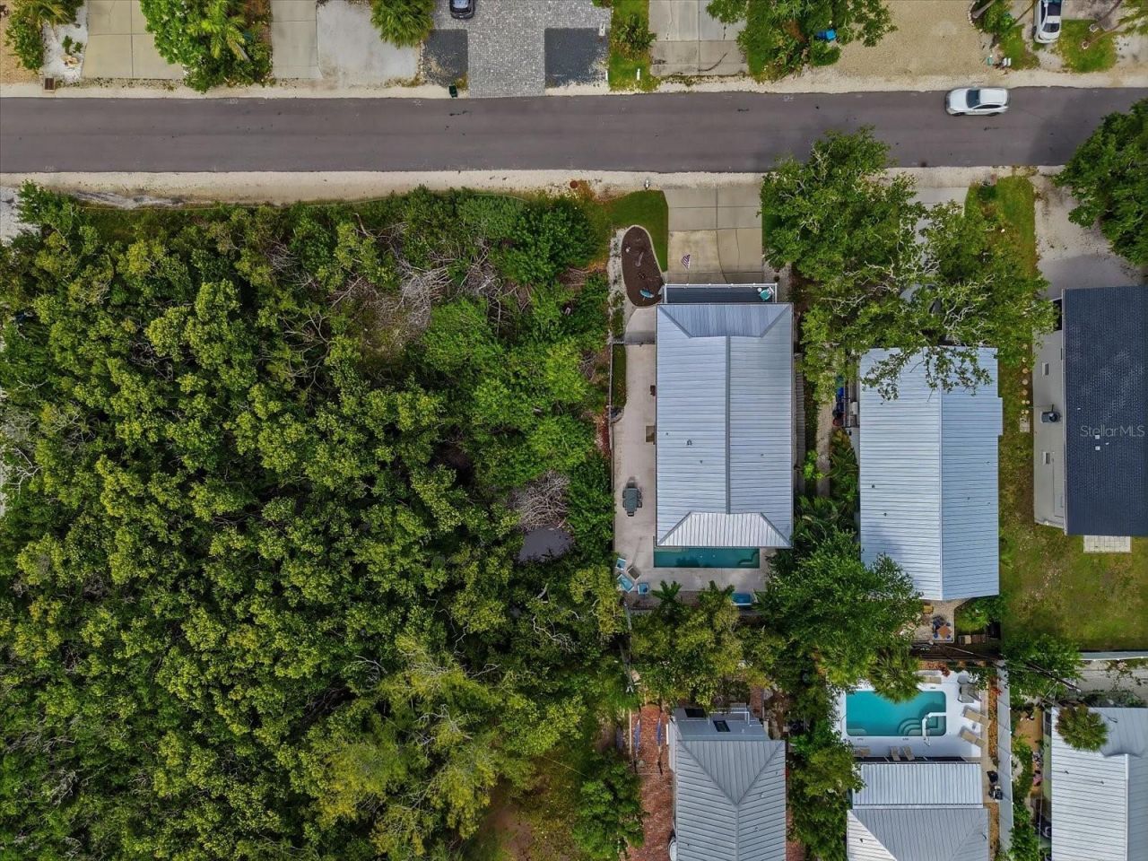 2811 Avenue C, Holmes Beach, FL 34217 Photo
