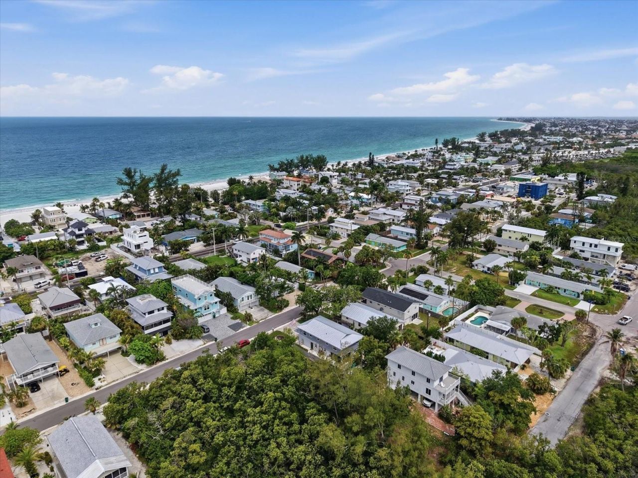 2811 Avenue C, Holmes Beach, FL 34217 Photo