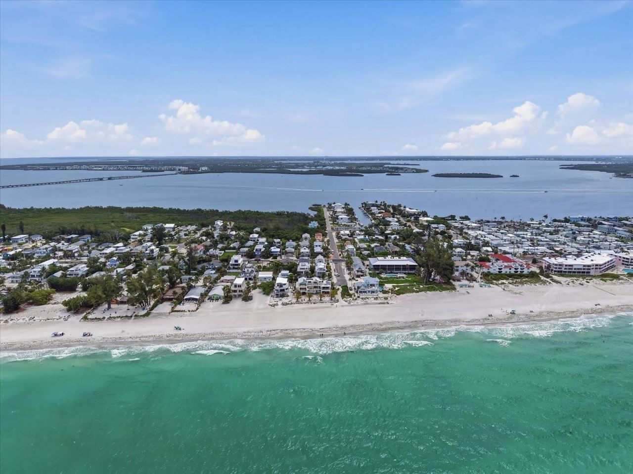 2811 Avenue C, Holmes Beach, FL 34217 Photo