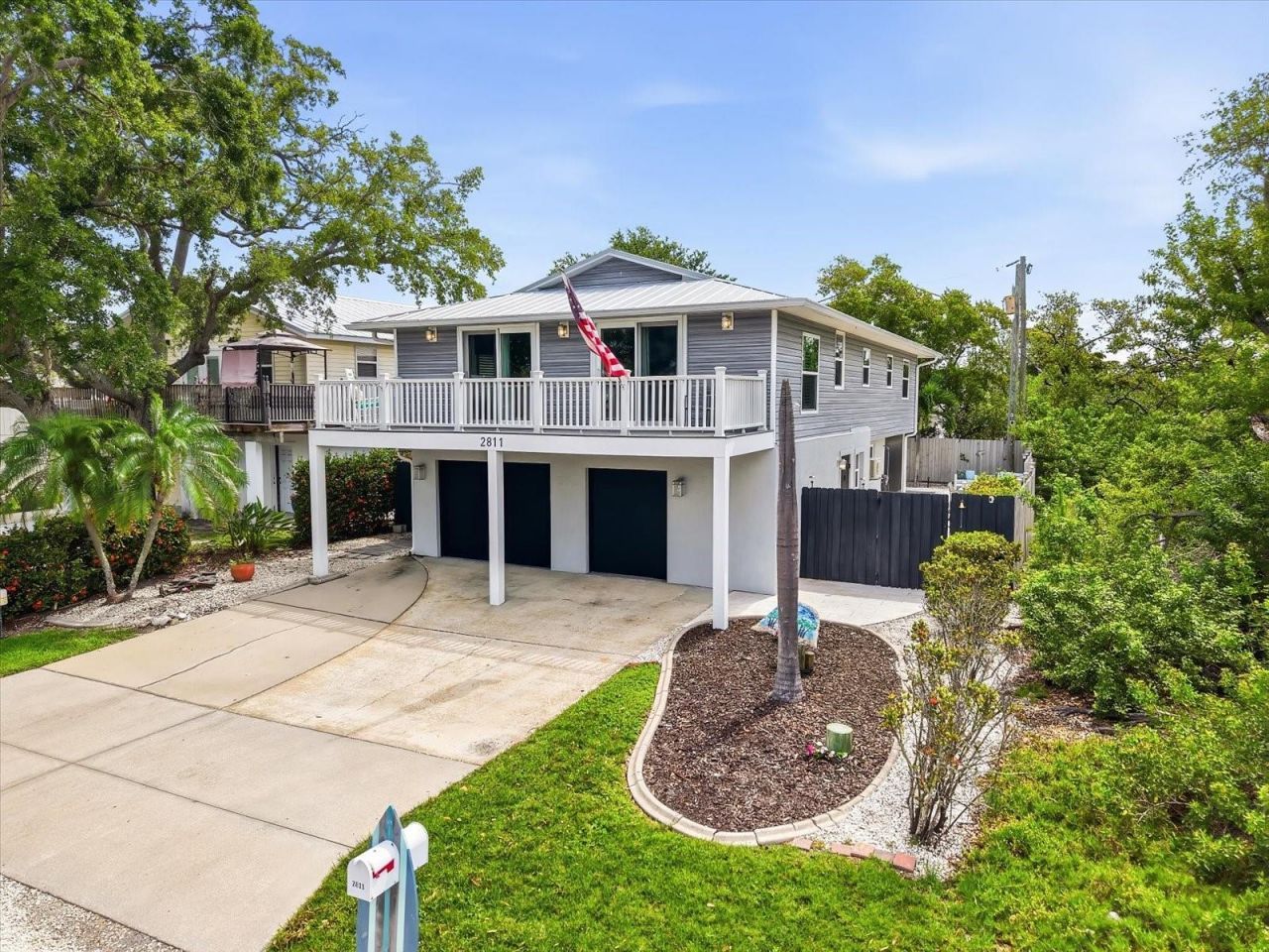 2811 Avenue C, Holmes Beach, FL 34217 Photo