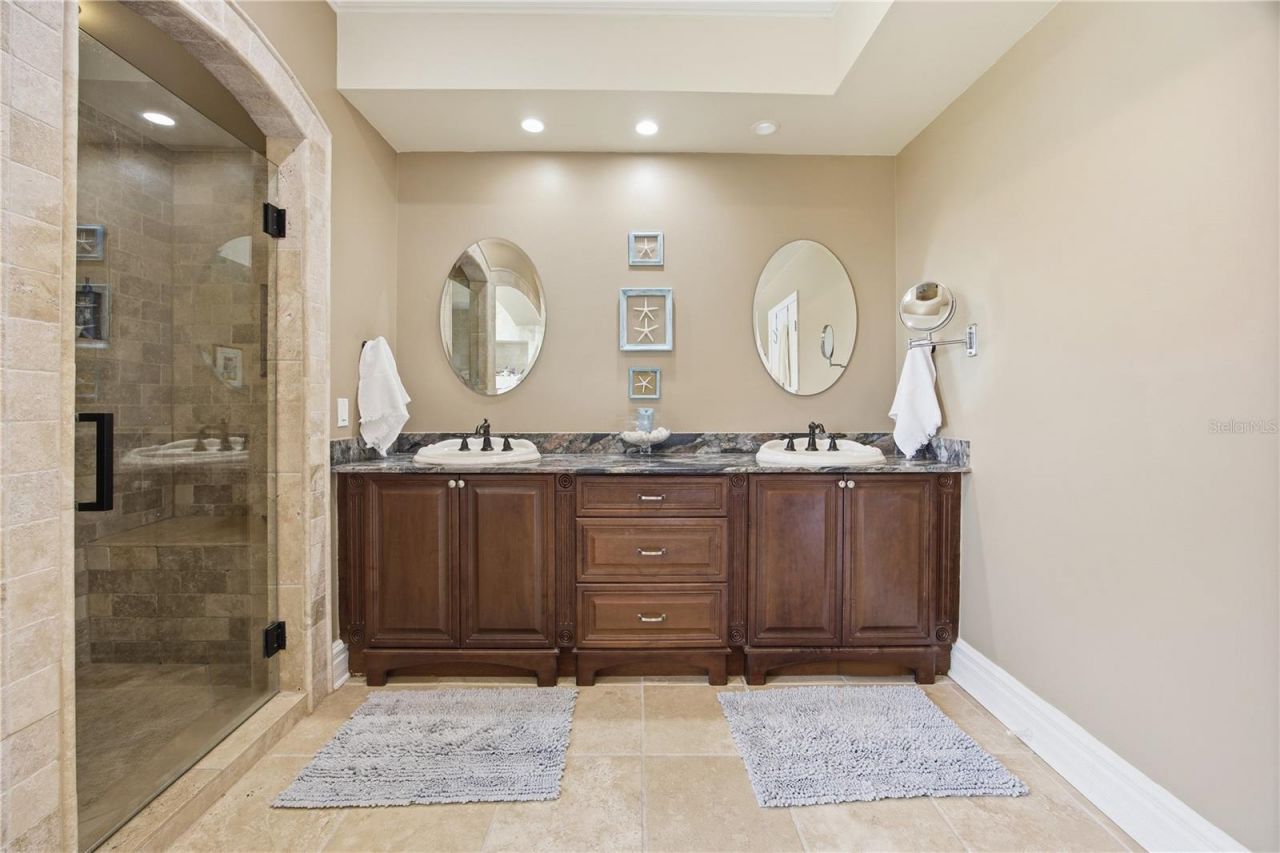 11905 W Riverhaven Drive, Homosassa, FL 34448 Photo