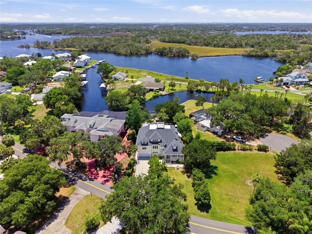 11905 W Riverhaven Drive, Homosassa, FL 34448 Photo