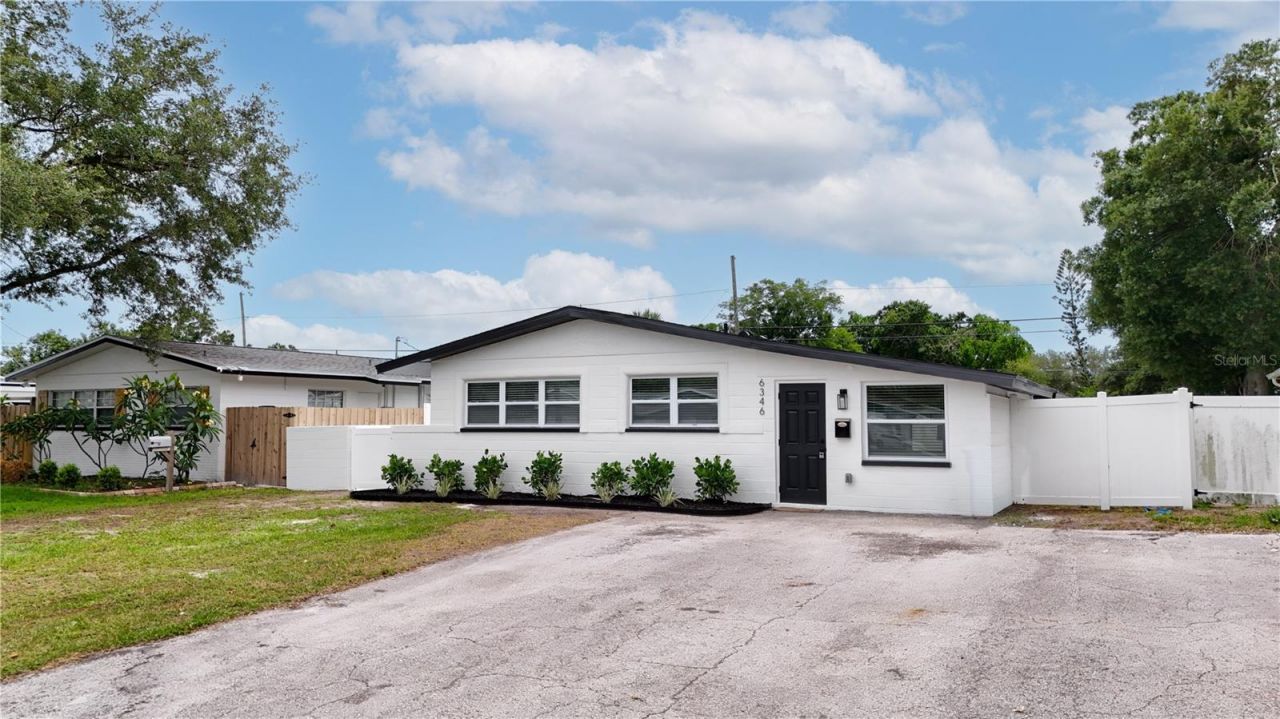 6346 35th Avenue N, Saint Petersburg, FL 33710 Photo
