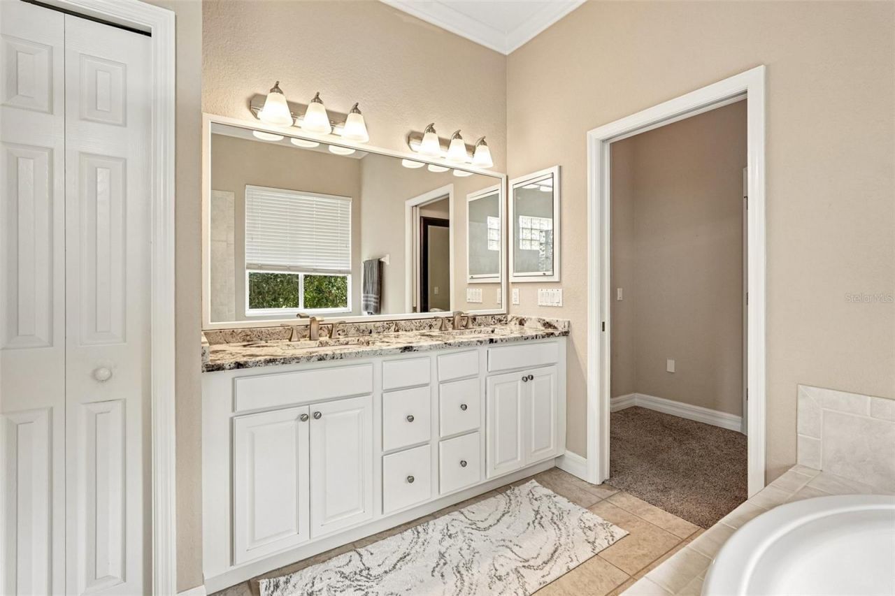 6615 Butlers Crest Drive, Bradenton, FL 34203 Photo