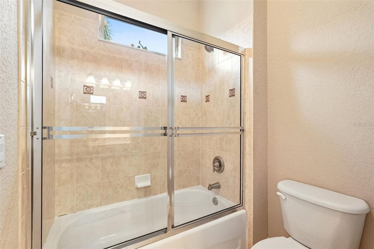6615 Butlers Crest Drive, Bradenton, FL 34203 Photo