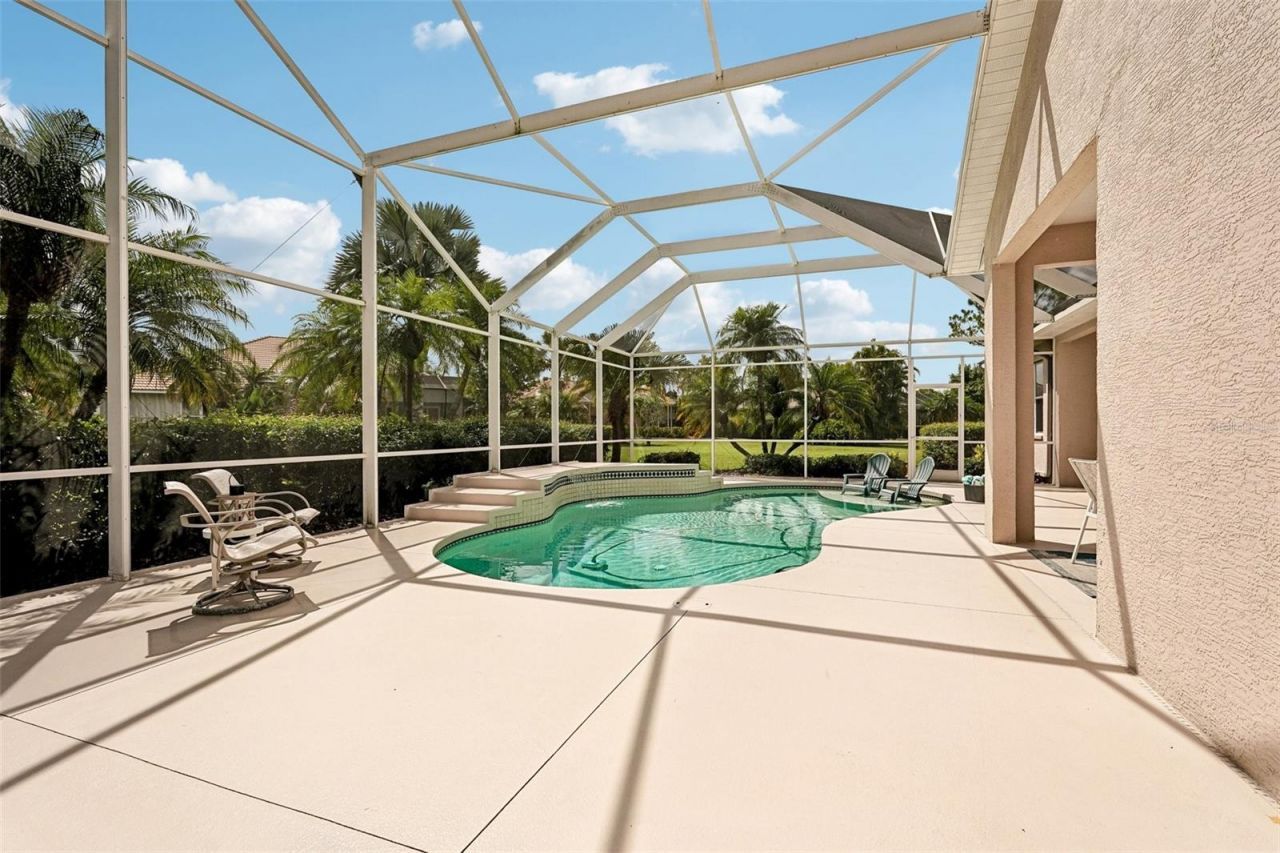 6615 Butlers Crest Drive, Bradenton, FL 34203 Photo