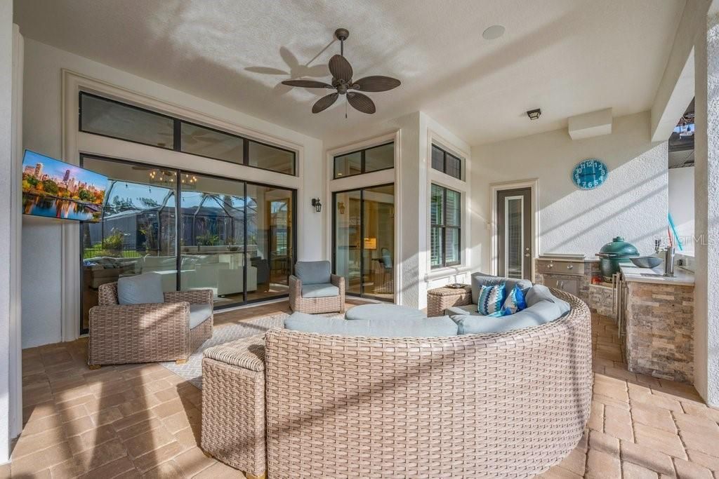 5201 Alafia Falls Drive, Lithia, FL 33547 Photo