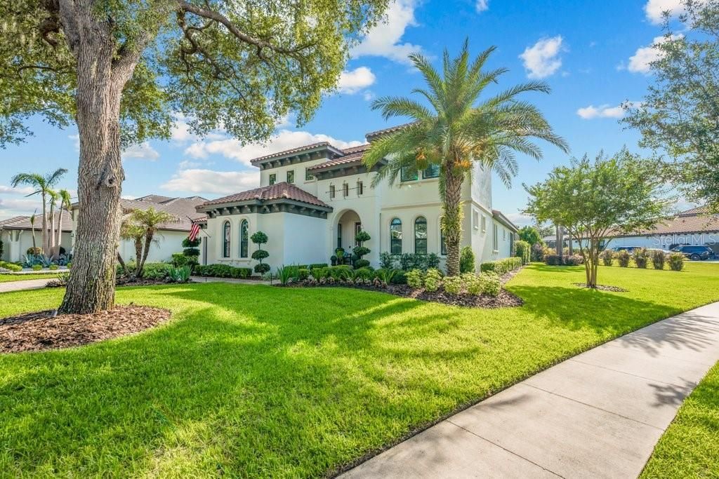 5201 Alafia Falls Drive, Lithia, FL 33547 Photo