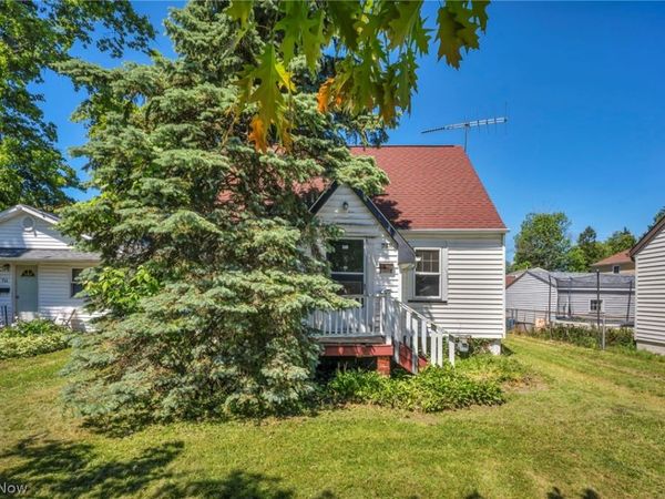 718 E 343rd Street , Eastlake, OH 44095