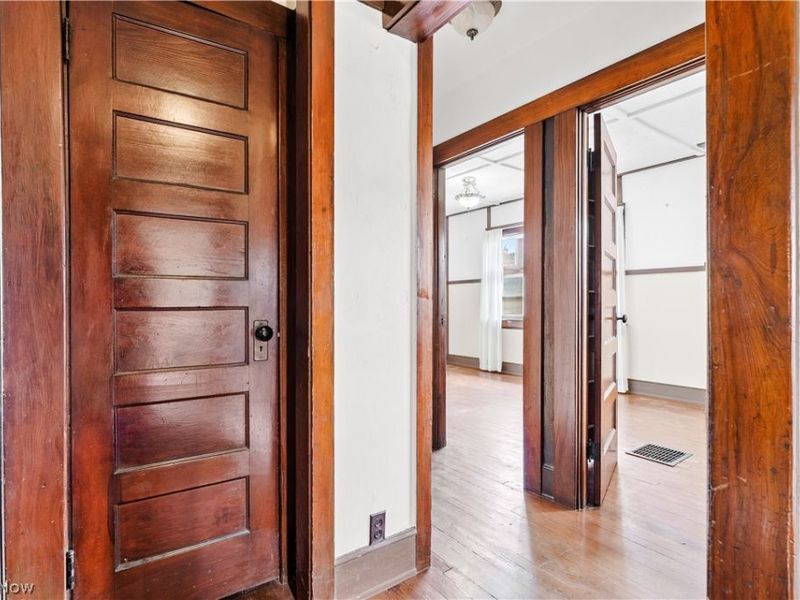 15522 Madison Avenue, Lakewood, OH 44107 Photo 35