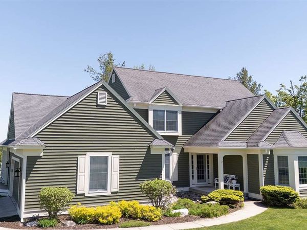 3035 Village Lane, Harbor Springs, MI 49740