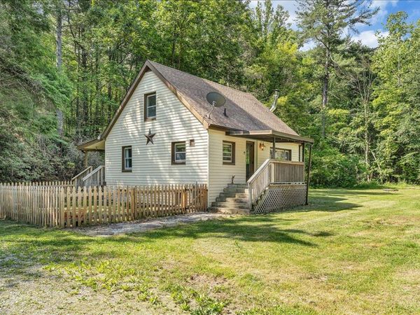 5774 Bradshaw RD, Salem, VA 24153