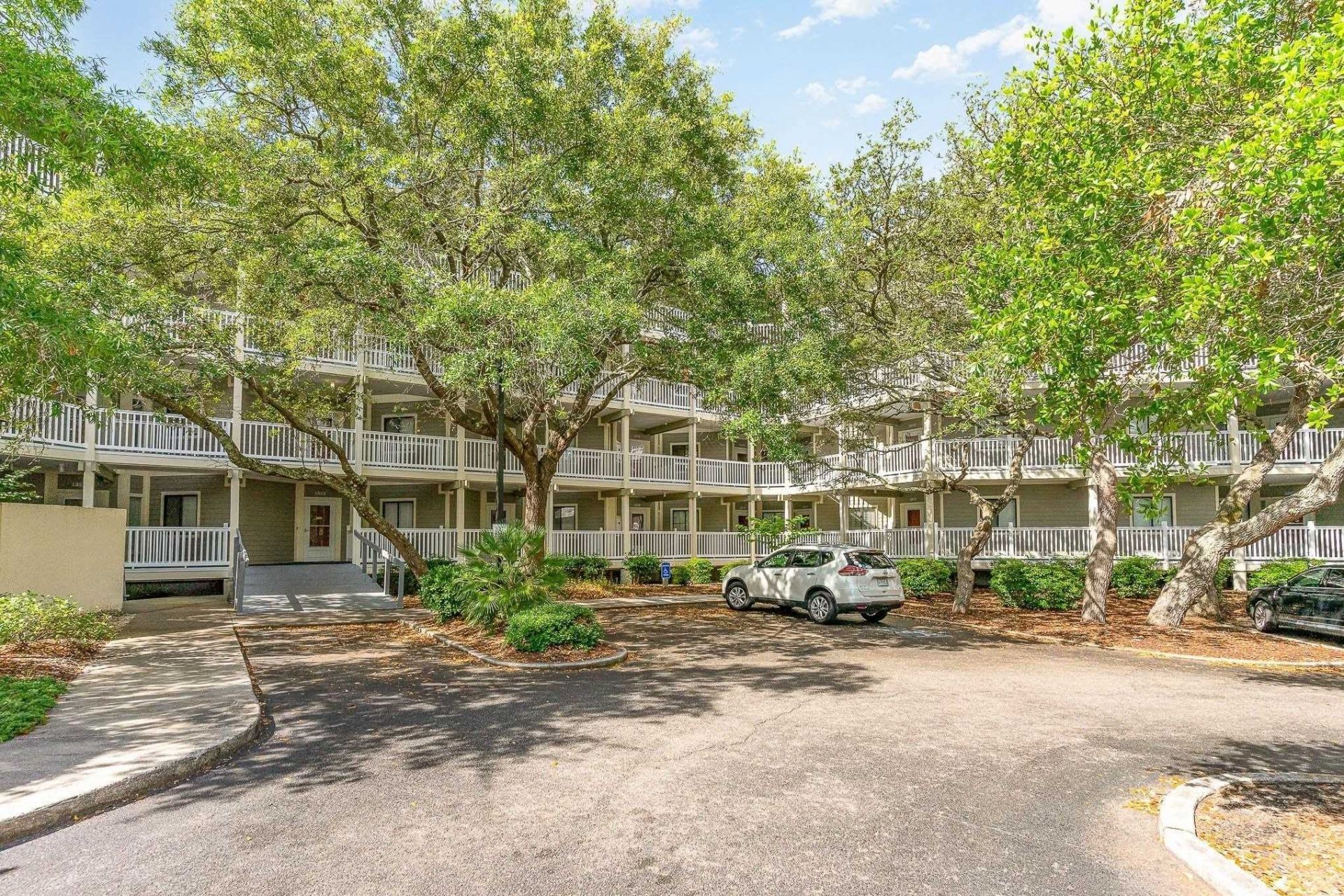 415 Ocean Creek Dr.  Photo 21