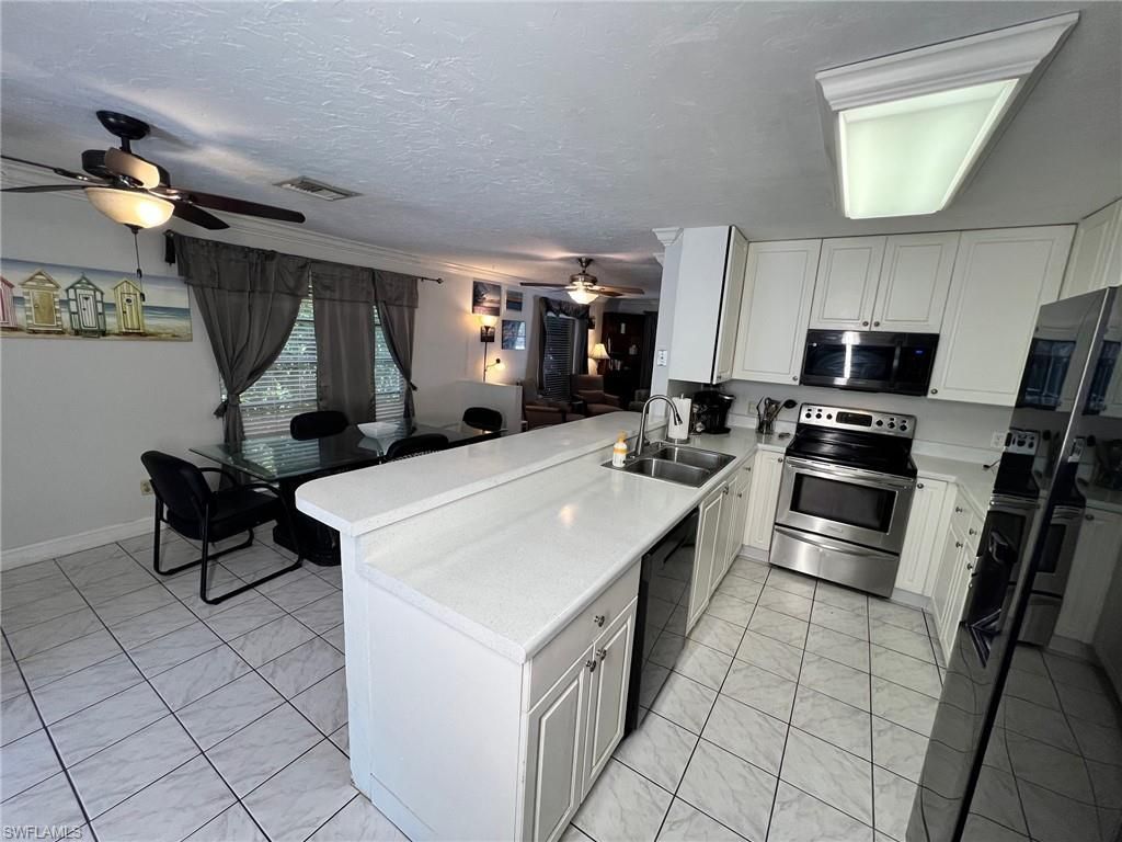 690 95th Ave N, Naples, FL 34108 Photo