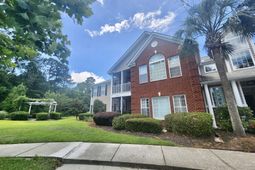1375 Hopton Circle photo 4
