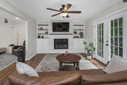 1109 Gardendale Drive photo 4