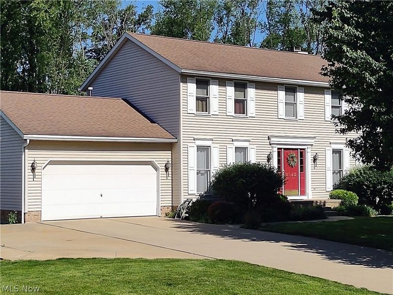 3842 Park Ridge Drive, Green, OH 44685 Photo 2