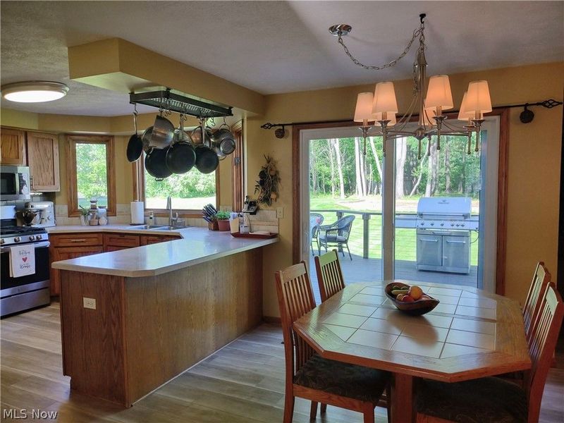 3842 Park Ridge Drive, Green, OH 44685 Photo 6