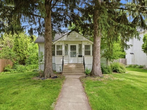 127 S Lincoln Street , Westmont, IL 60559