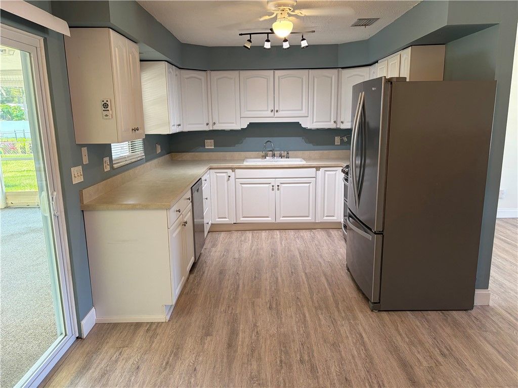 619 Barber Street, Sebastian, FL 32958 Photo