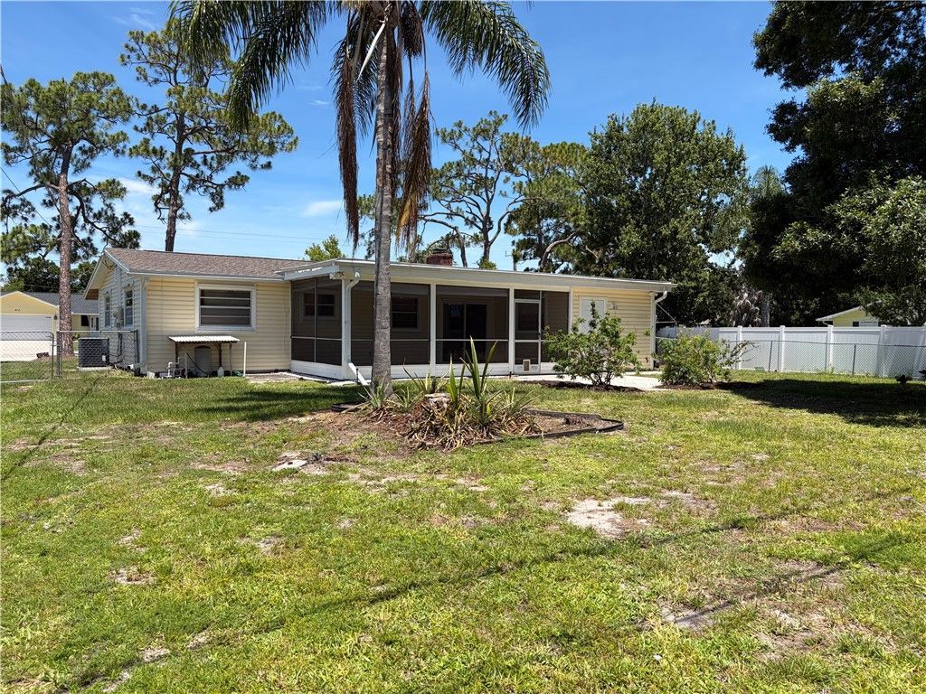 619 Barber Street, Sebastian, FL 32958 Photo