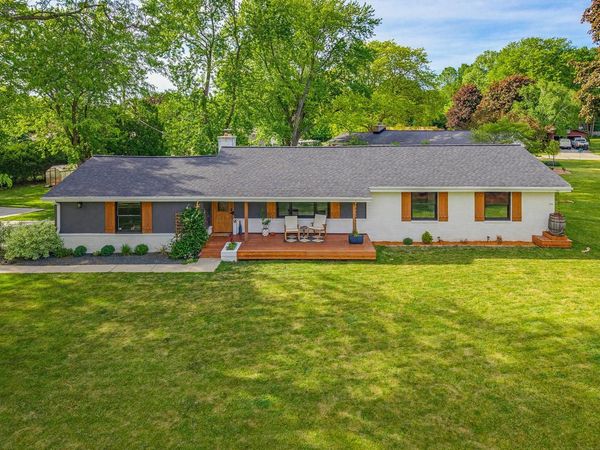 5272 W Silverleaf LANE, Brown Deer, WI 53223